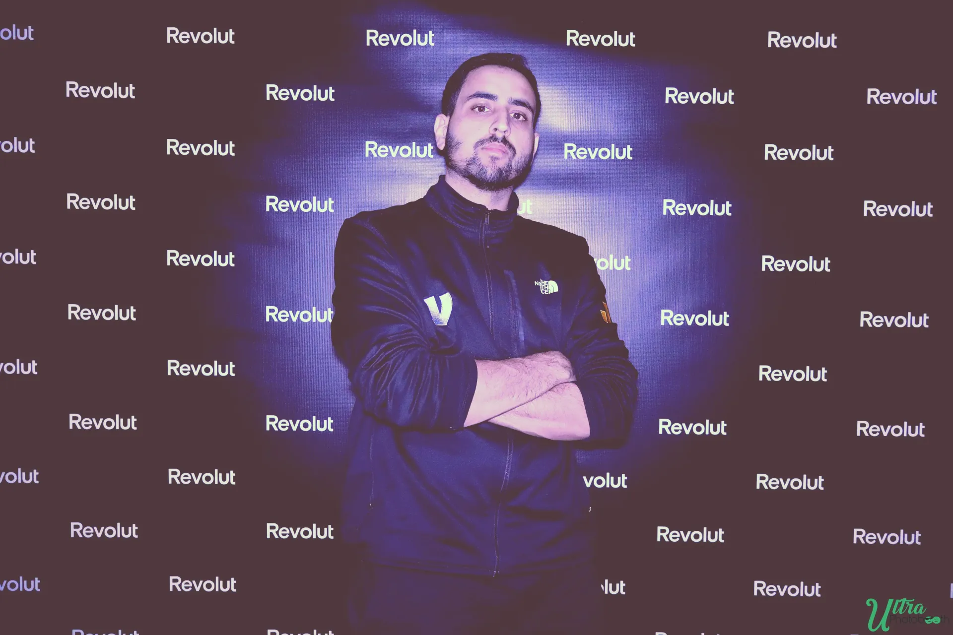Guests using the Glam Photo Booth at an event - Image 9